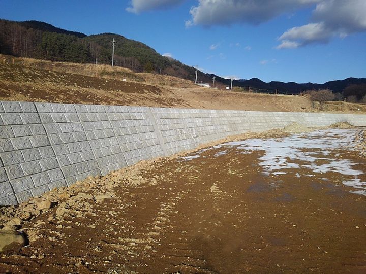 OKエコブロック｜河川護岸