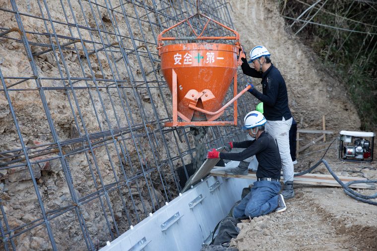 RSパネル工法 ④ 1段目生コン打設